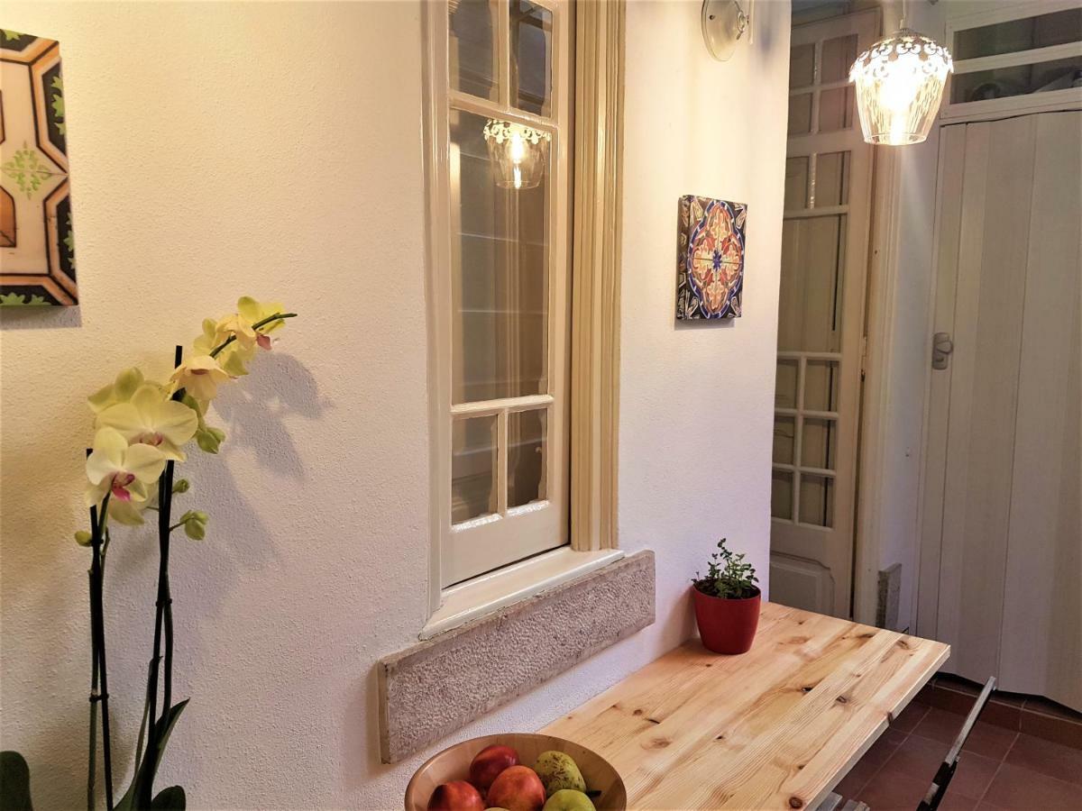 Estrela Charming Rooms By Host-Point Lisbon Exterior photo
